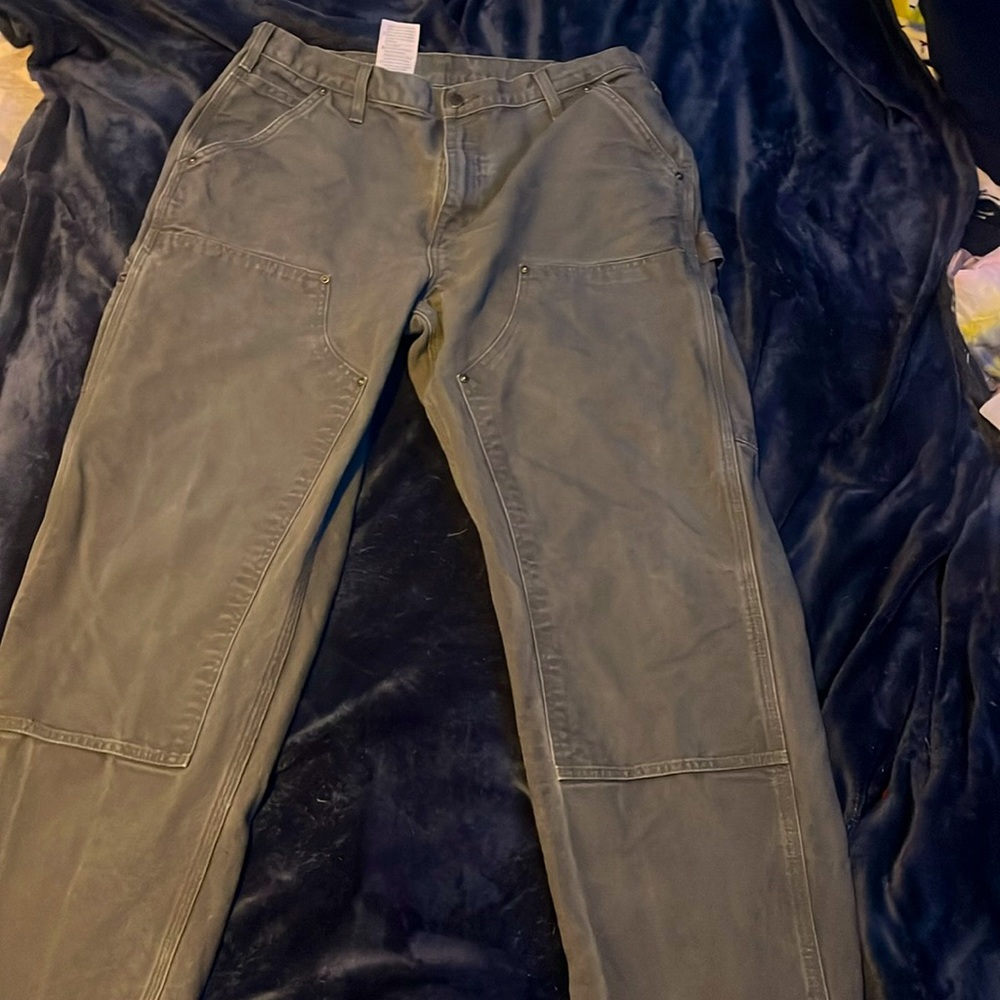 Carhartt loose fit work pants green color 35 x 30